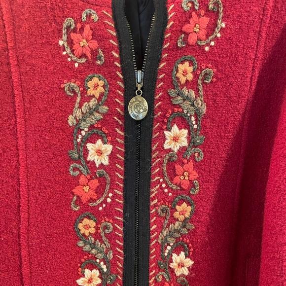 Icelandic Embroidered Jacket - Picture 2 of 12